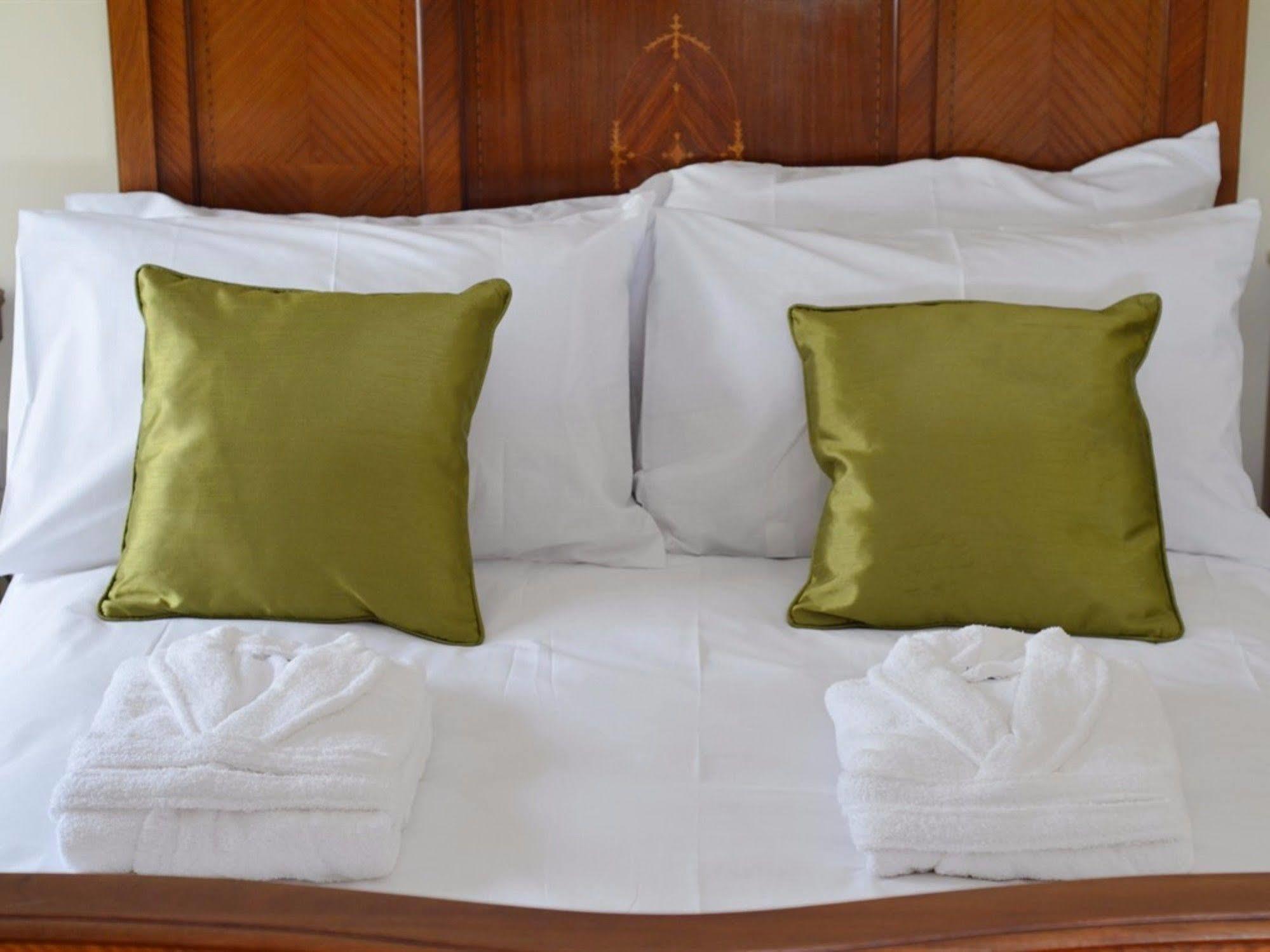 Bed and Breakfast Fern Bank Грейт-Роусли Экстерьер фото